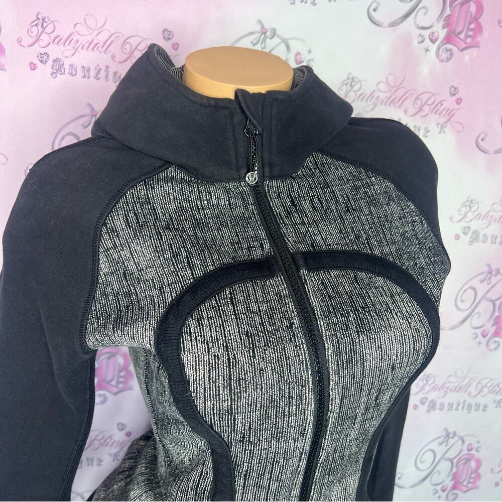 Lululemon scuba hoodie heathered grey and black zip up black sweater lounge yoga - Picture 4 of 5